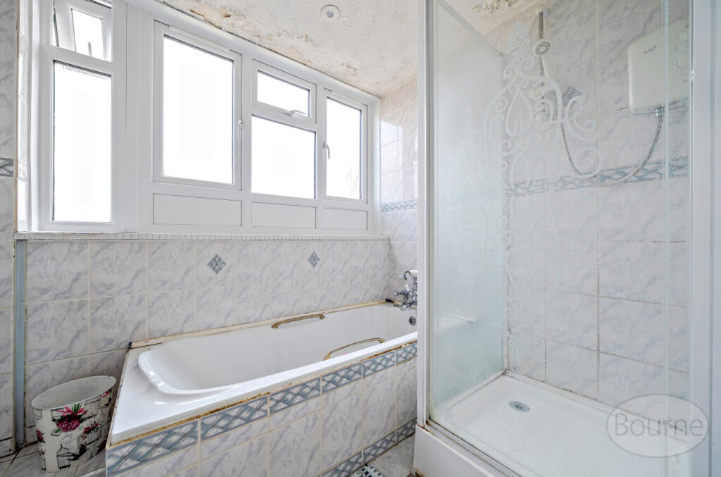 5d78c3f4-df44-478...