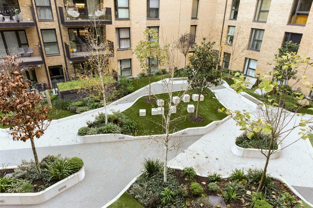 Comm Gardens.jpg