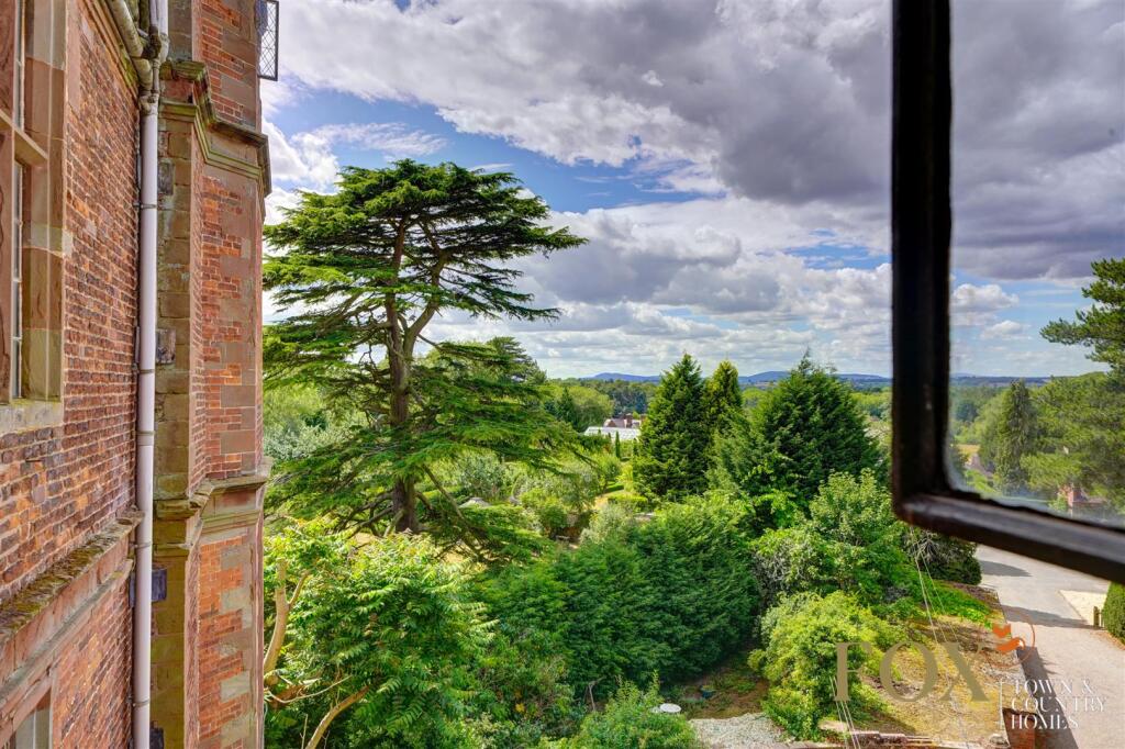 8 Westwoood House (20).jpg