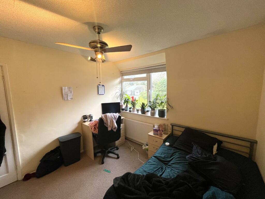 Bedroom 4.jpeg