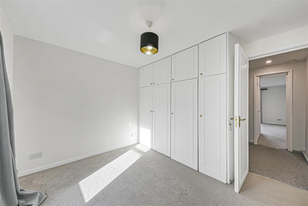 Bedroom 2 (2)