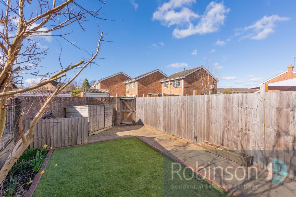 19 Lyneham Gardens-3