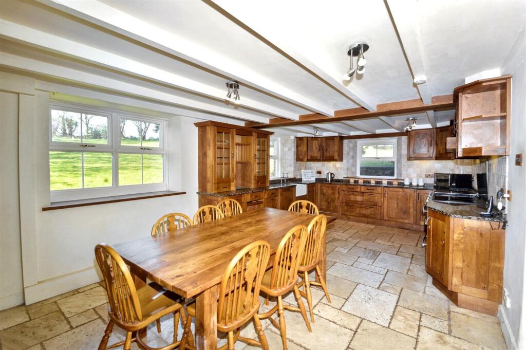 7 Kitchen Dining Room