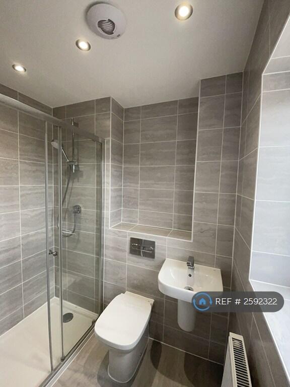Bedroom 1 En-Suite