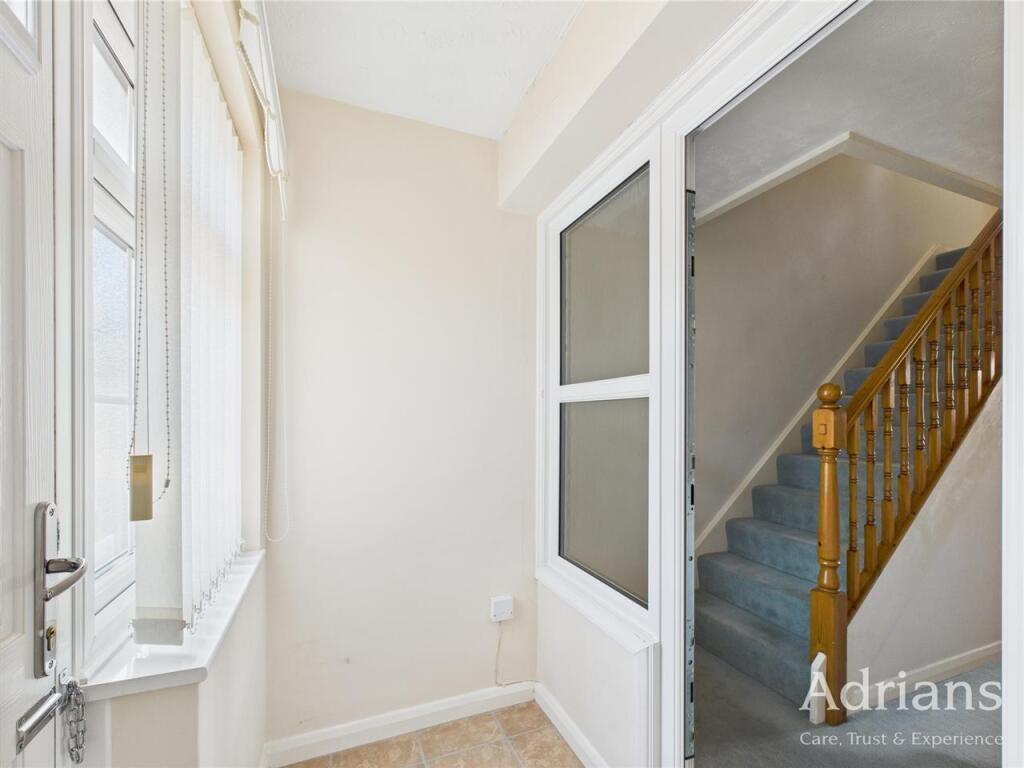 ENTRANCE PORCH