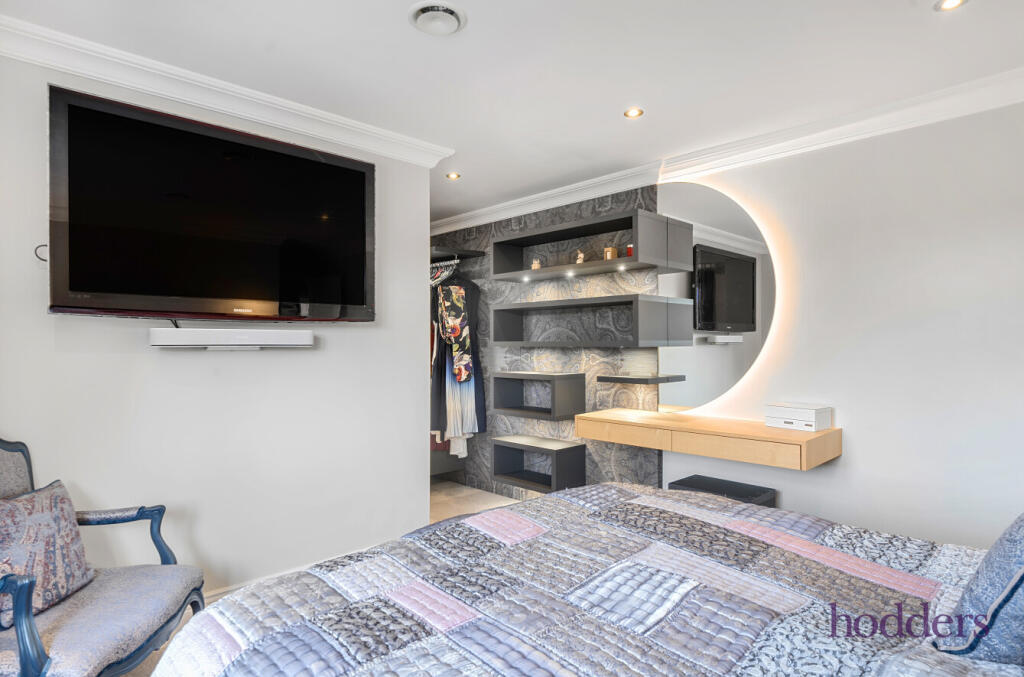 30b82473-ac35-495...