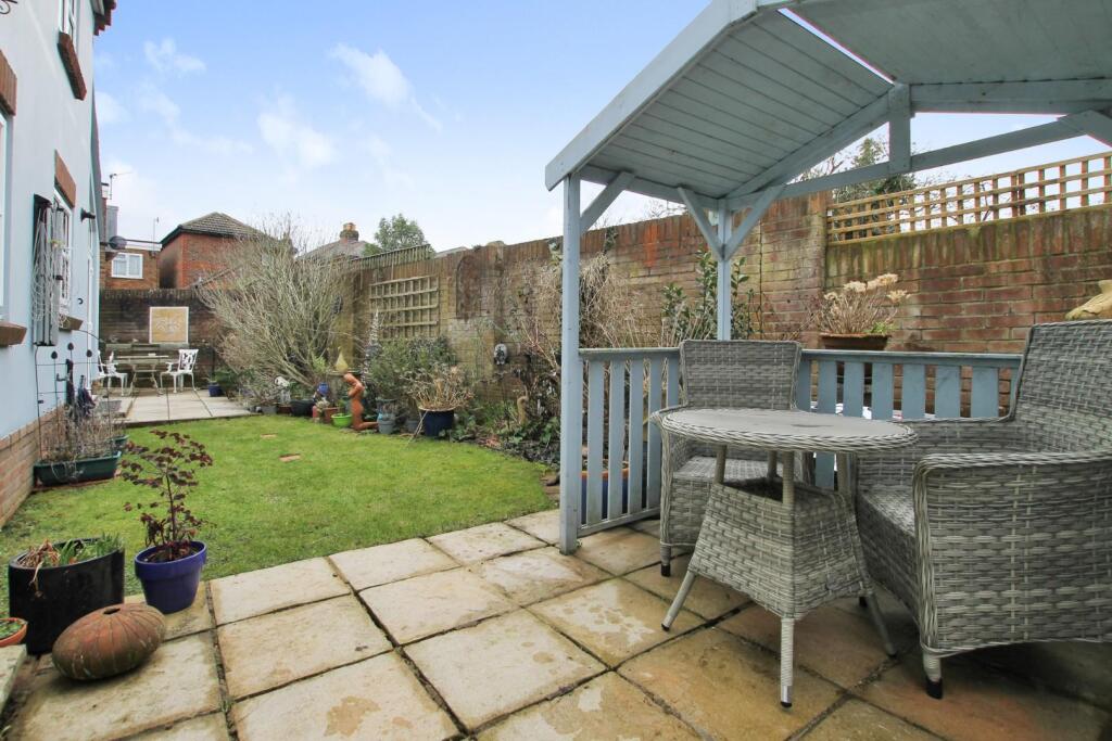 9017391-102923-133848785656153960-7b9d6b36-8884-be