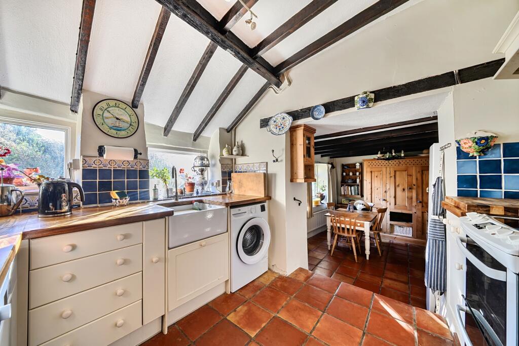 1385962-6-69301c53972b8