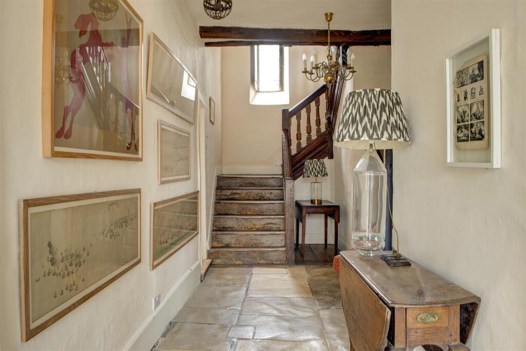 250119PoultonManor-1005.jpg