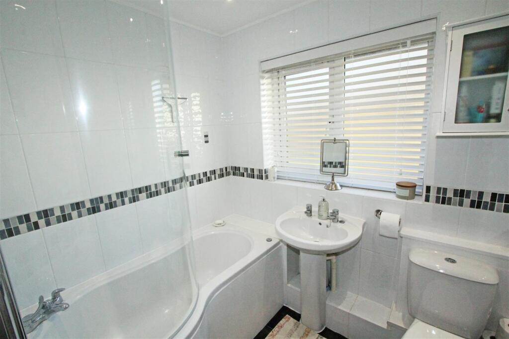 IMG_1095 bath.jpg