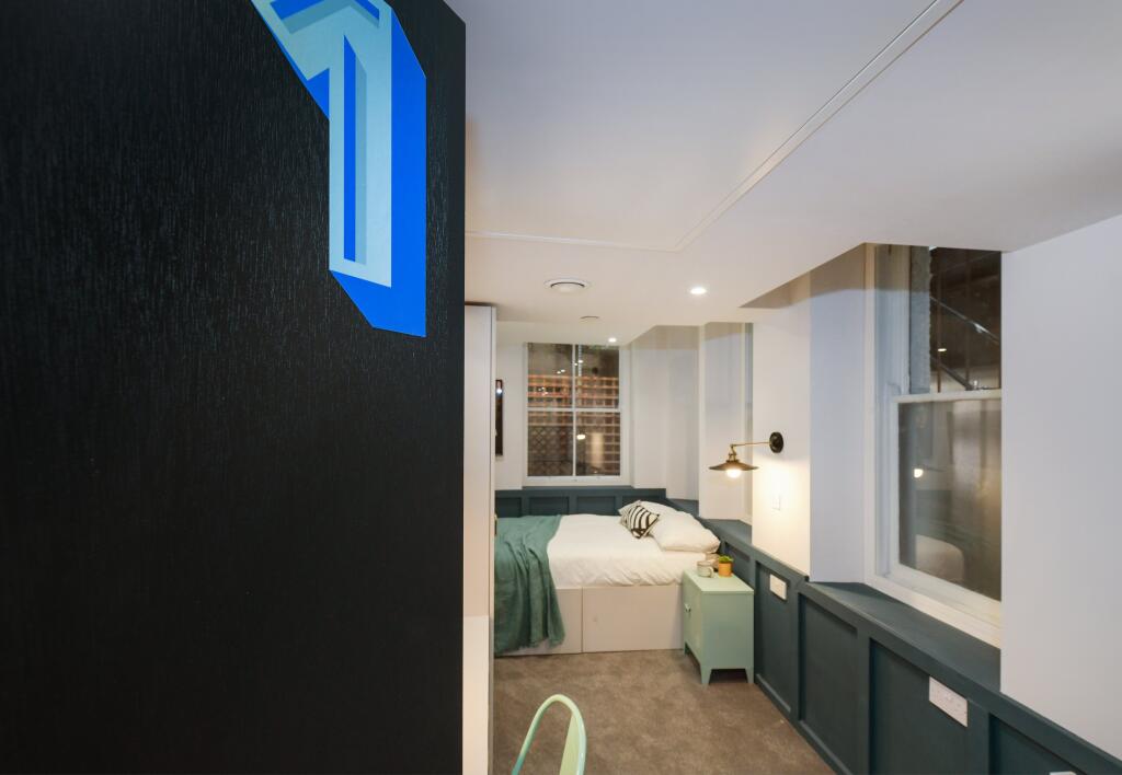 Room 1