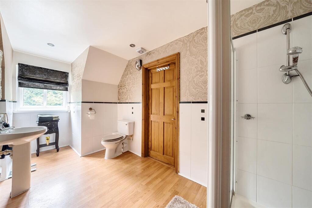 Jack &amp; Jill En-Suite