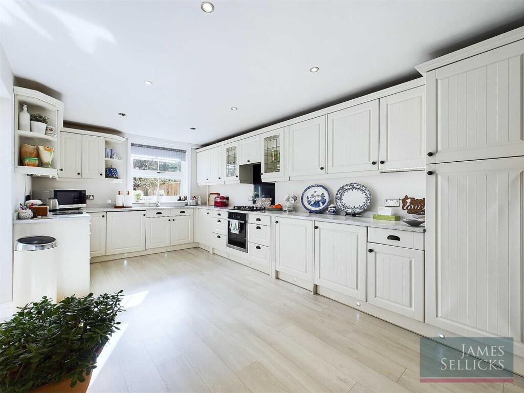 Open plan living kitchen