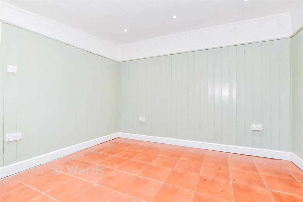 Workshop/Outbuildings