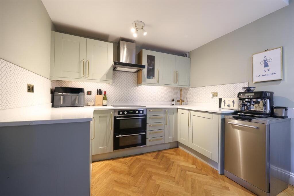 GFF 4 Richmond Terrace 9.JPG