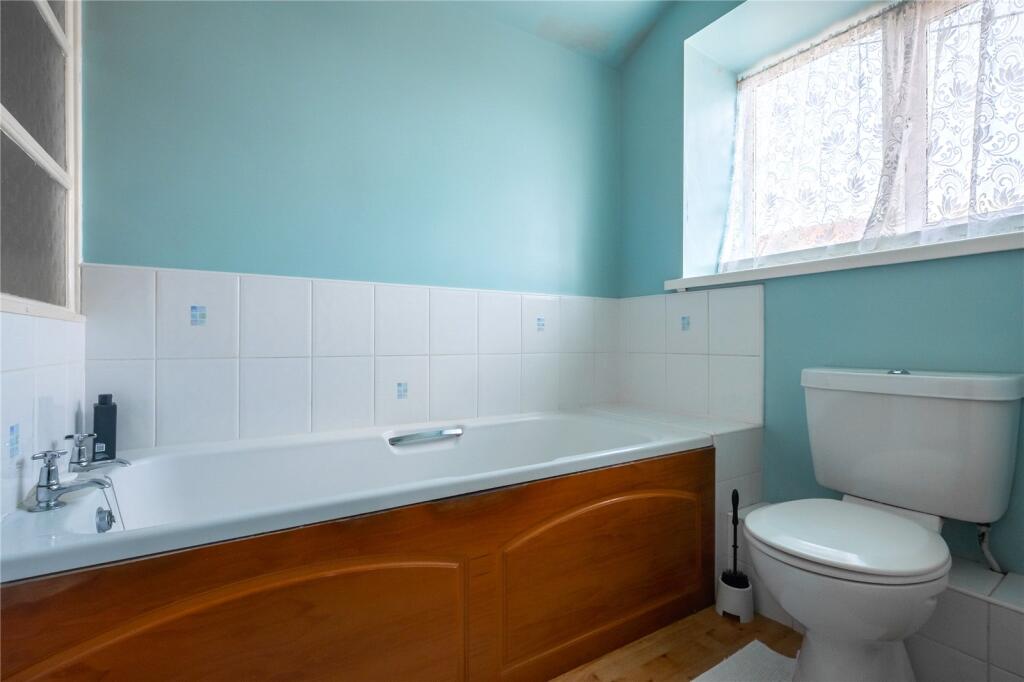 Bathroom - Cottage