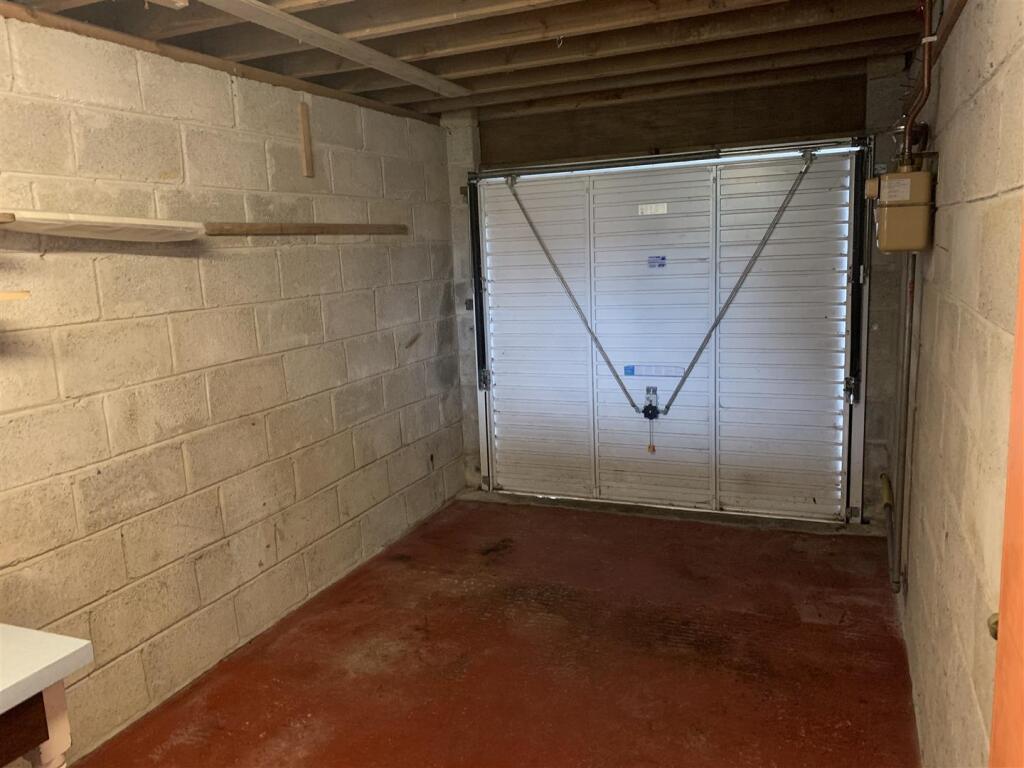 garage.JPG