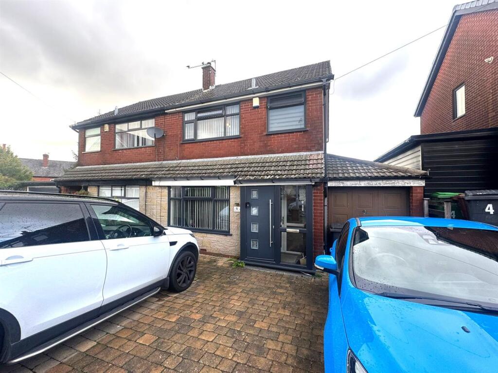 WhatsApp Image 2025-10-24 at 11.56.31.jpeg