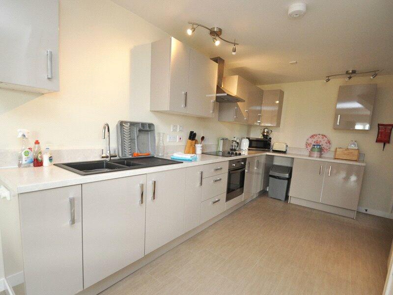 2 Bed Sc Kitchen