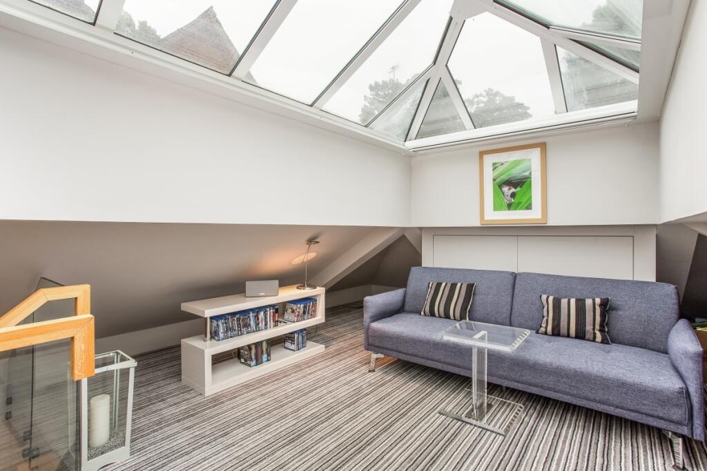 78036_8-Trevelyan...