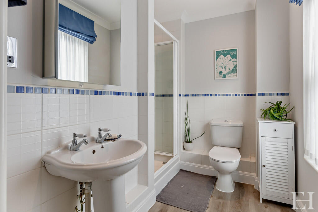 8665457-interiorW...