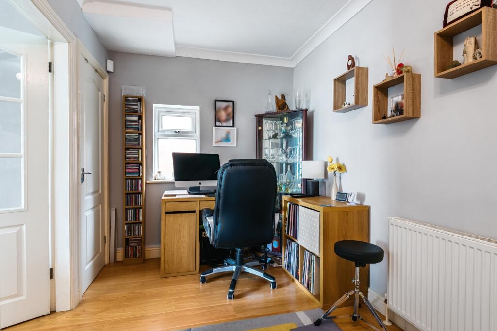 Dining room or second living area 