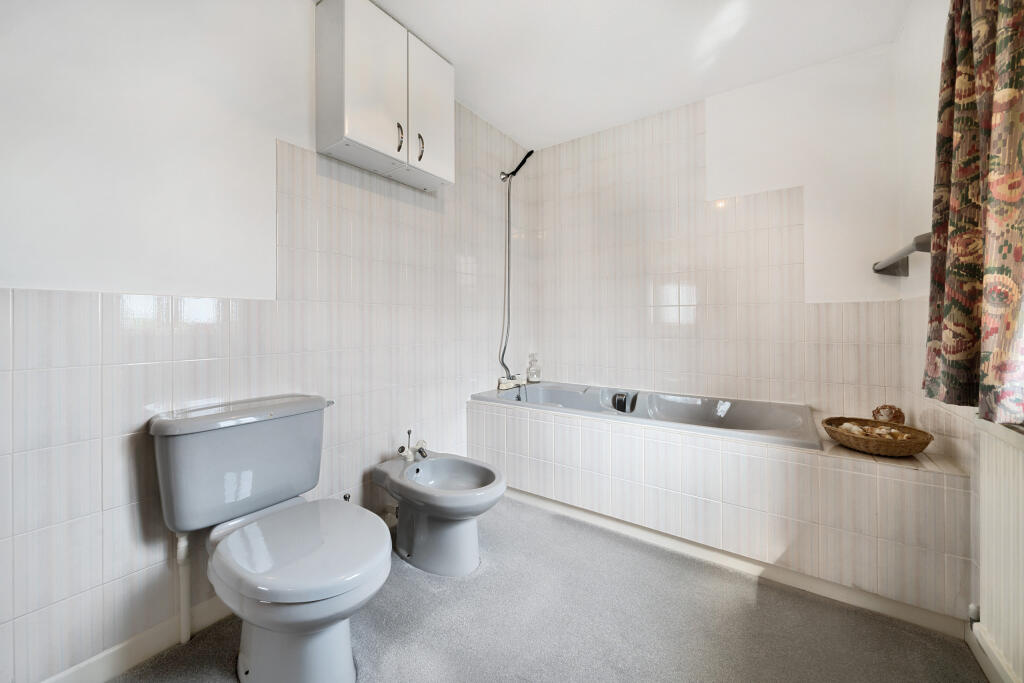 Ensuite Bathroom