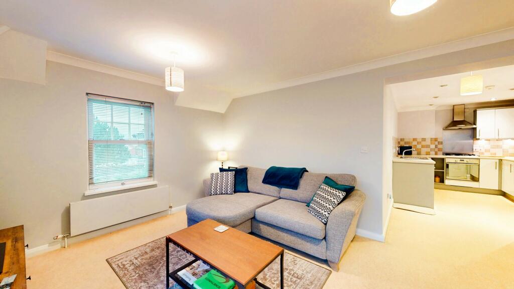 8-Castleton-Court-West-Park-02092024_102321