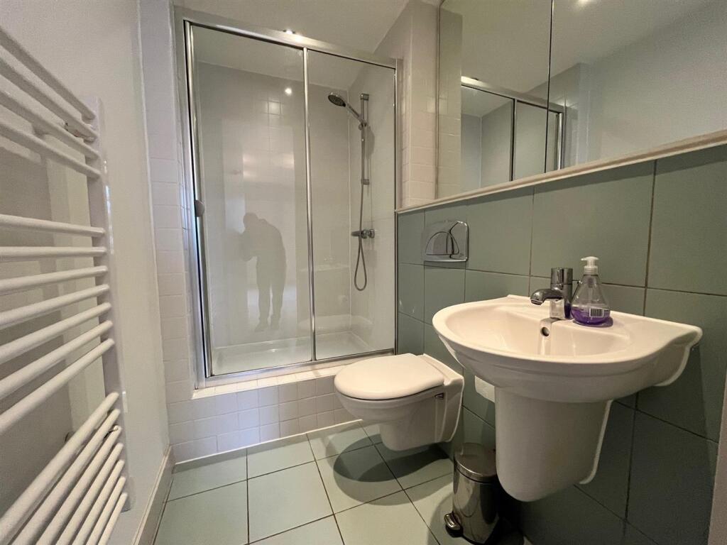 Ensuite