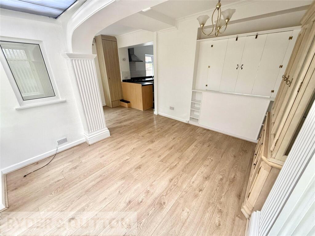 Dining/Sitting Room