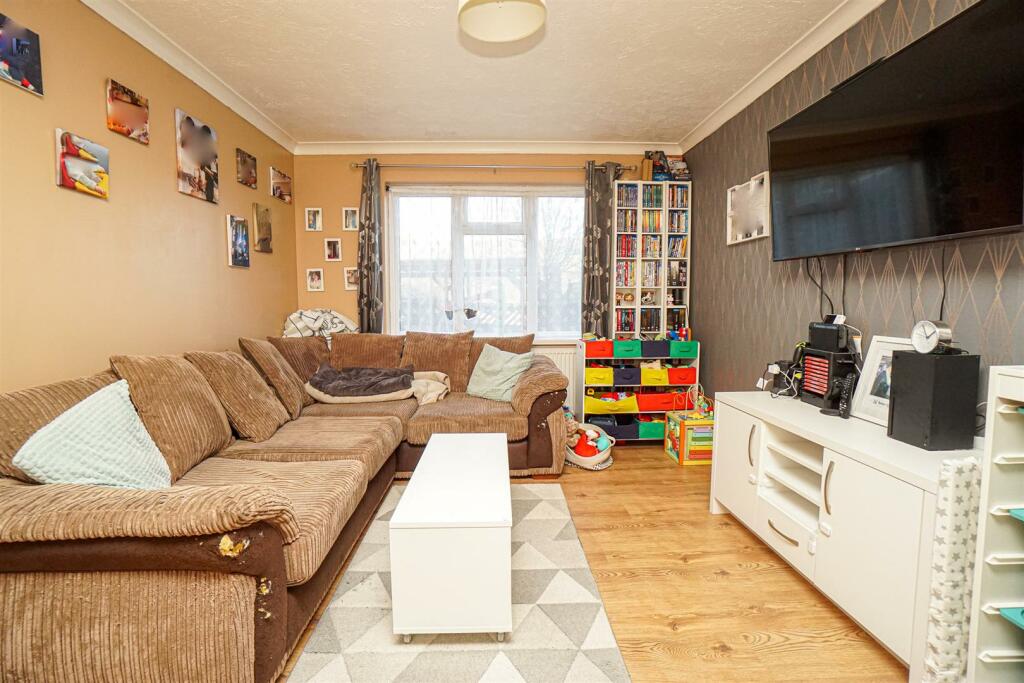Catsfield Close (37)_Alto.jpg