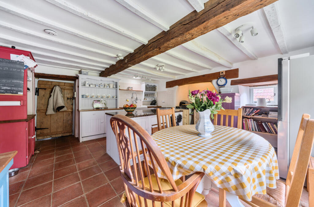 1328647-9-687f825...