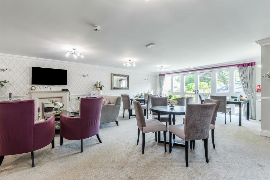 Owners Lounge - New.jpg