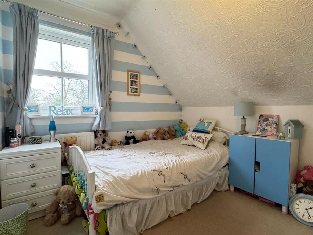 Bedroom 3 1.jpg