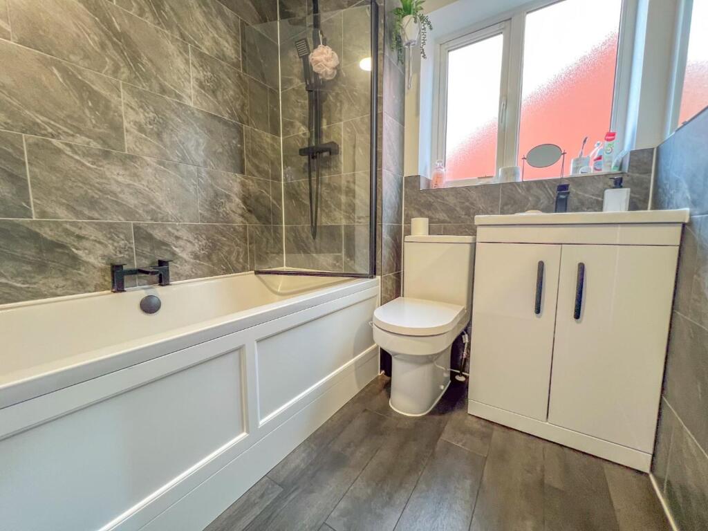 Navigation Way - Image-5.jpg