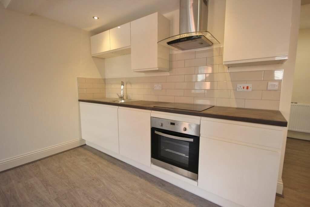 Flat_5_8_St_James_Row
