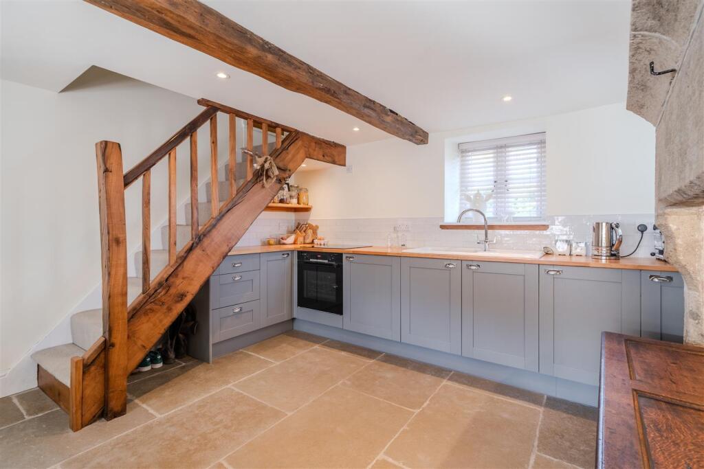 Kitchen-2.jpg