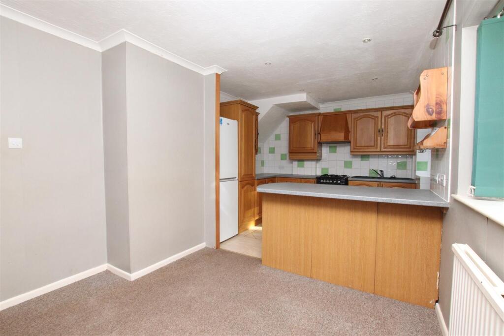 Kitchen Dining Room.JPG