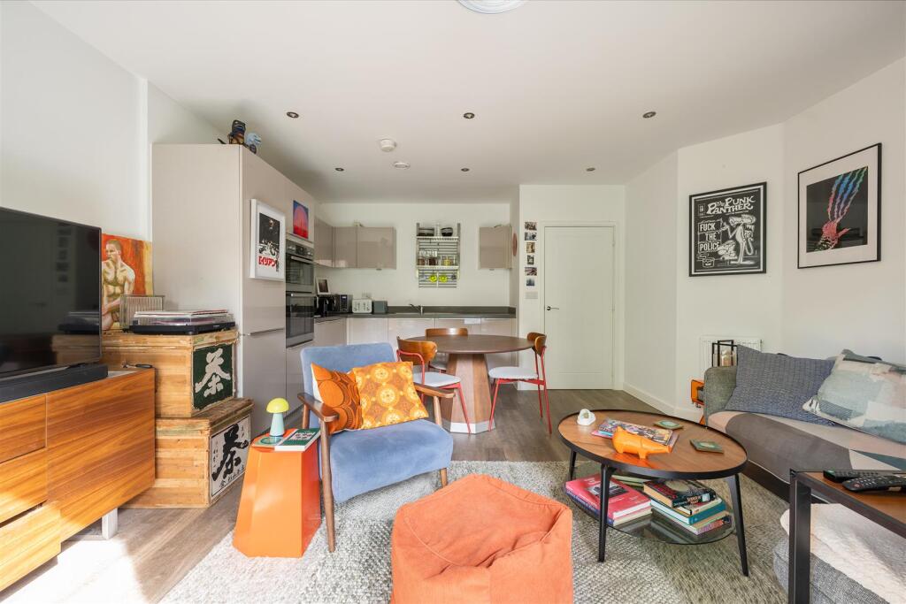 Living-Area-7.jpg