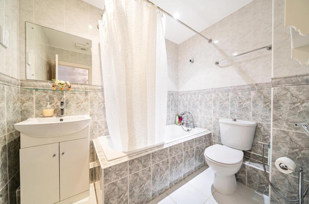 Davidson Frost-Wellings, DFW, Bartholomew Court, B