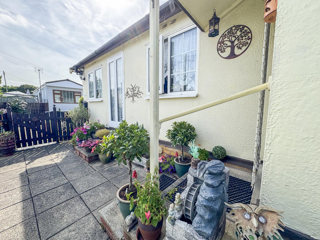 garden side2