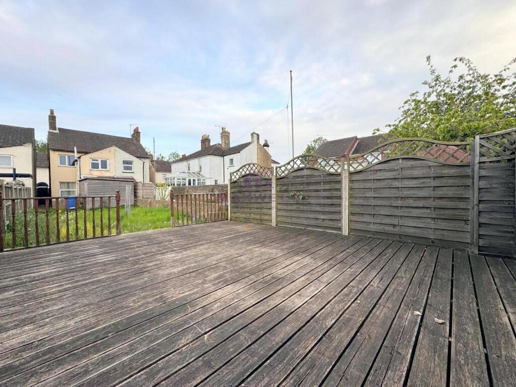 To Let, Rent in Sittingbourne, ME10 - MaxwellPrope