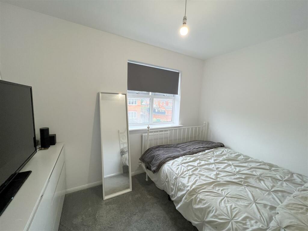 Bedroom 3.JPG