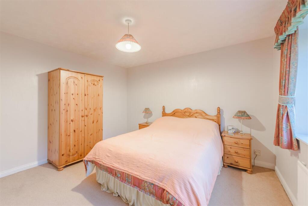 72 Main Street, Netherseal