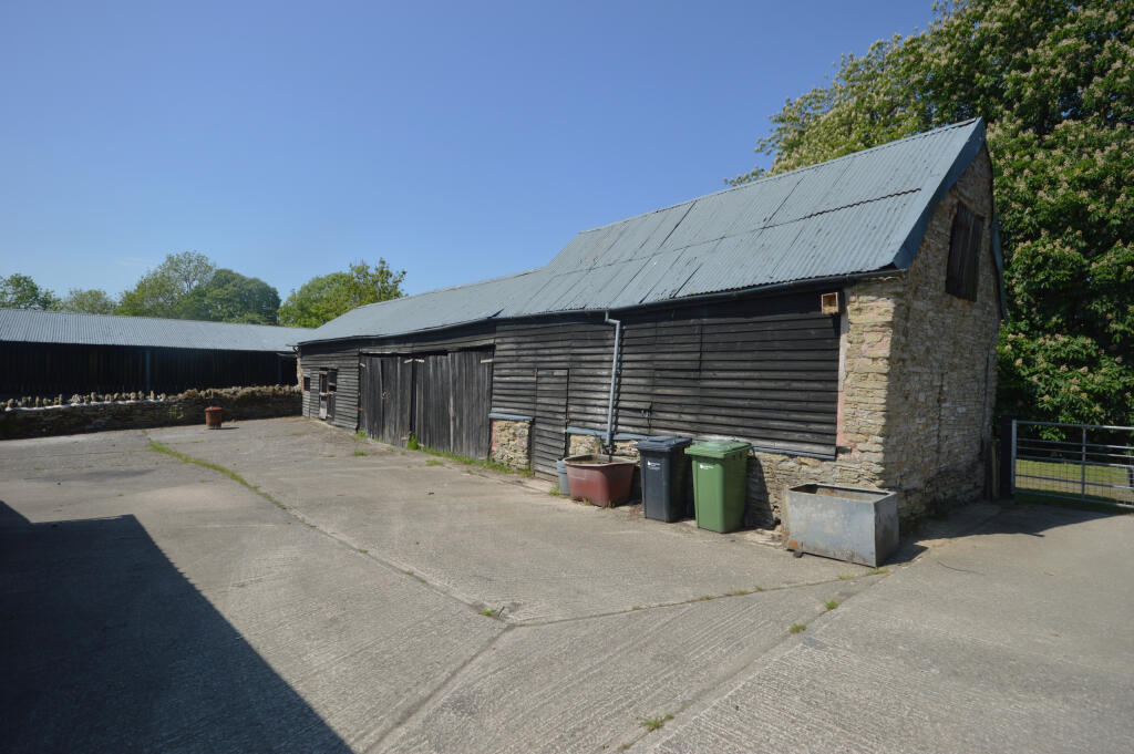 TRADITIONAL BARN