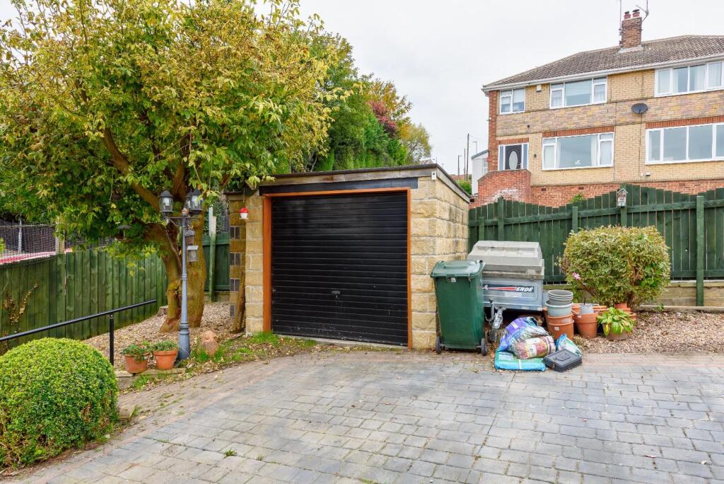 10SouthleaAve(Exterior)-12.jpg