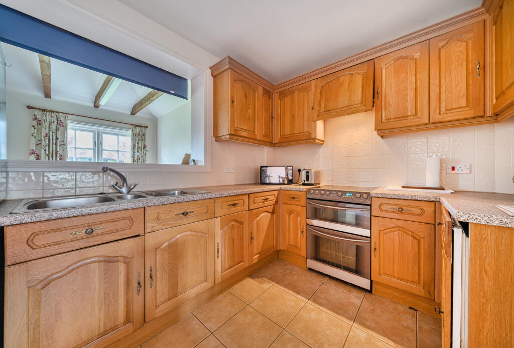 1387382-9-693187d...