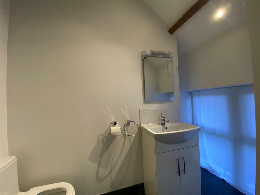 En Suite Bedroom 4