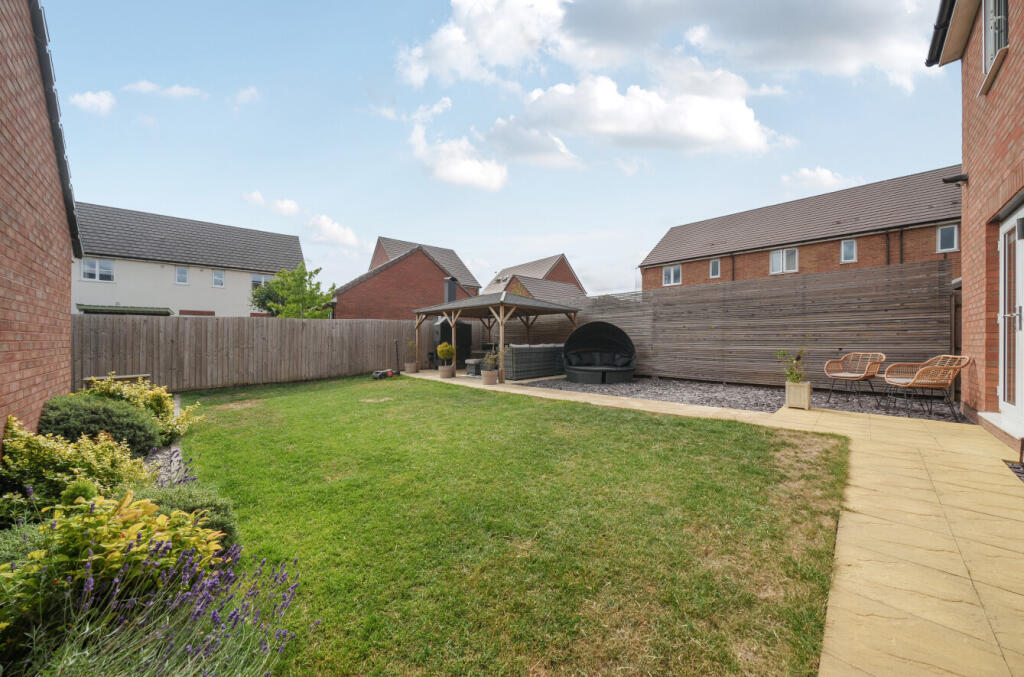 1315957-5-685c1ea...