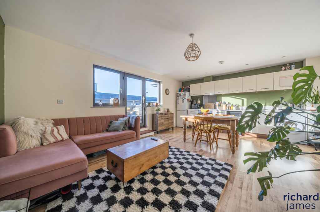 247853968357412ab13697f51e45d72e